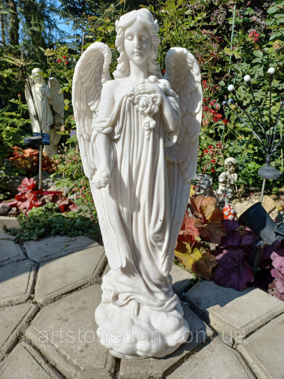 Скульптура з мармуру Ангел з трояндами 57 см, фото 1