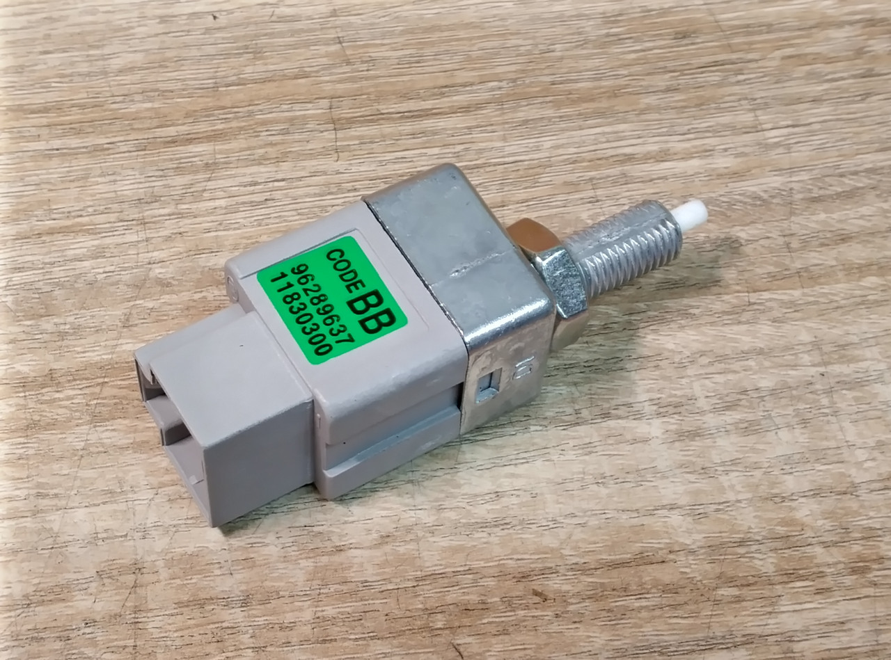 Датчик гальмівний (жабка) GENERAL MOTORS 96289637 CHEVROLET AVEO, LACETTI, EVANDA