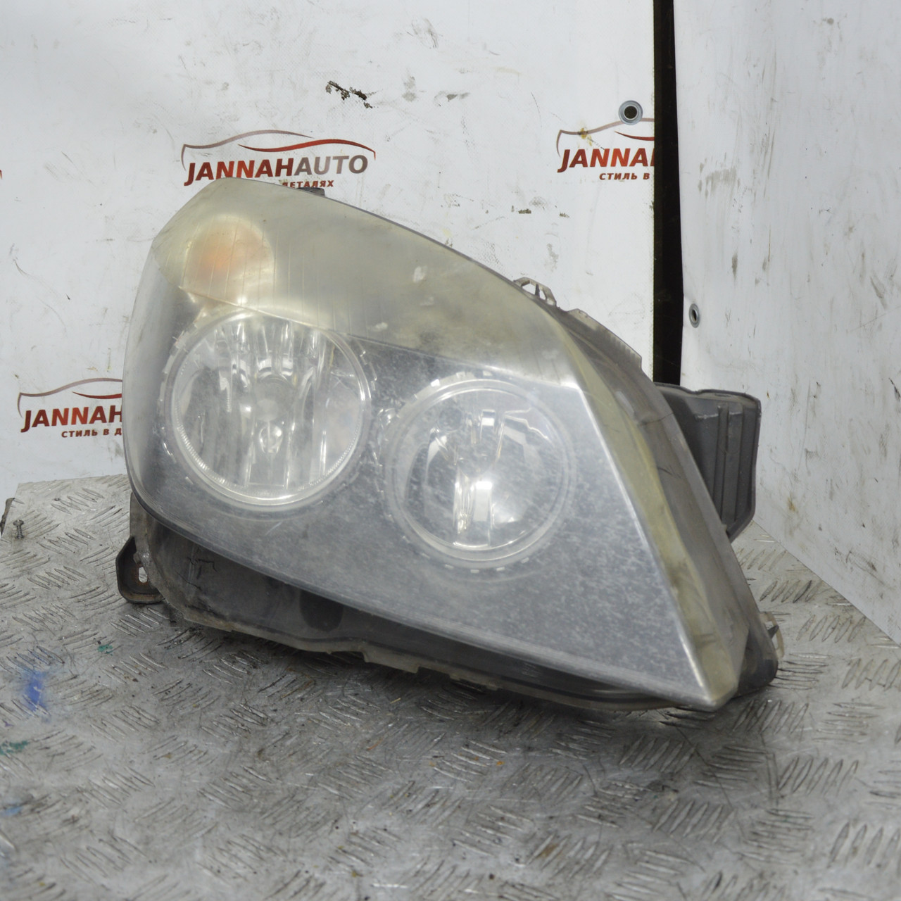 Фара передня права Opel Astra H 2004-2010 Фара права передня Опель ...