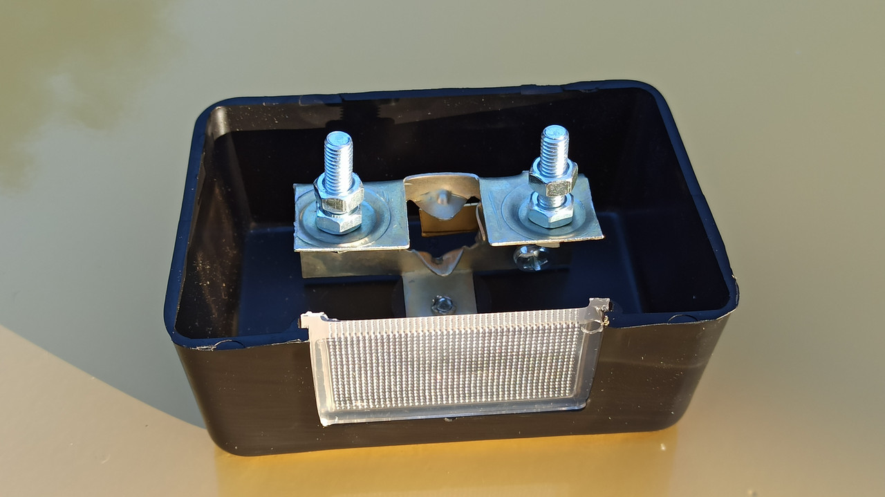 Ліхтар підсвітки номерного знака АЕА ФП200-А2