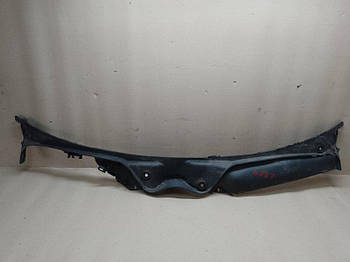 Пластик під лобове скло/ Жабо MERCEDES