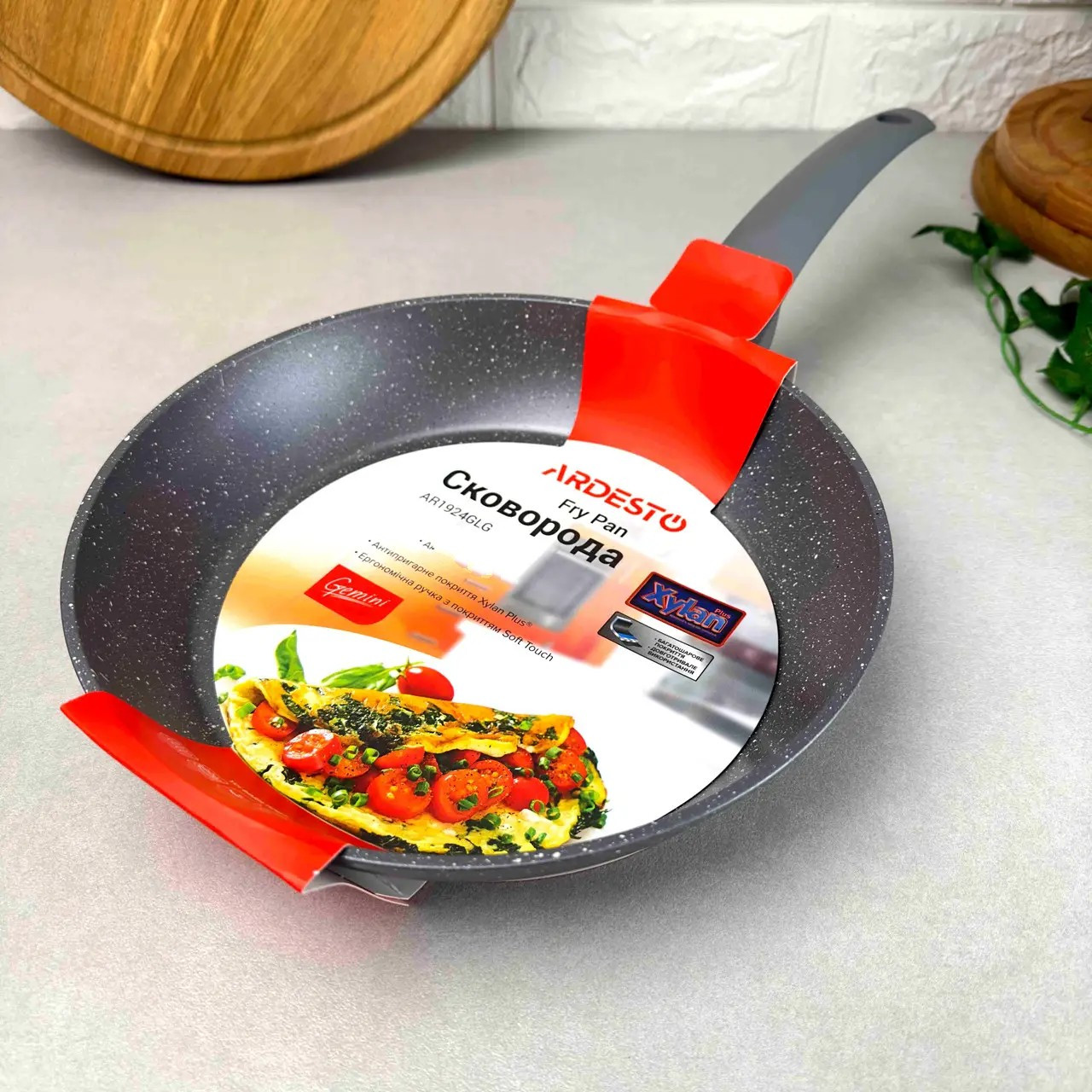 Алюмінієва сковорода 22 см для всіх типів плит, Ardesto Gemini Molise