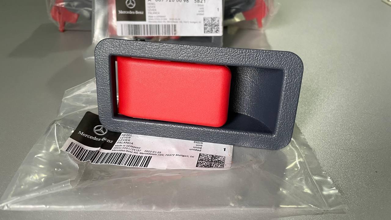 Ручка передніх дверей (внутр) Mercedes Vario - Mercedes-Benz - Оригінал - A 667 720 00 96 5B21