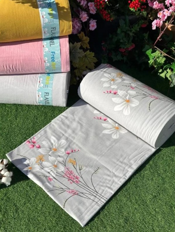 Натуральна тканина сіра 240 см для постільної білизни Фланель (байка) 100% бавовняна набивна з принтом квіти, рулон 25 м