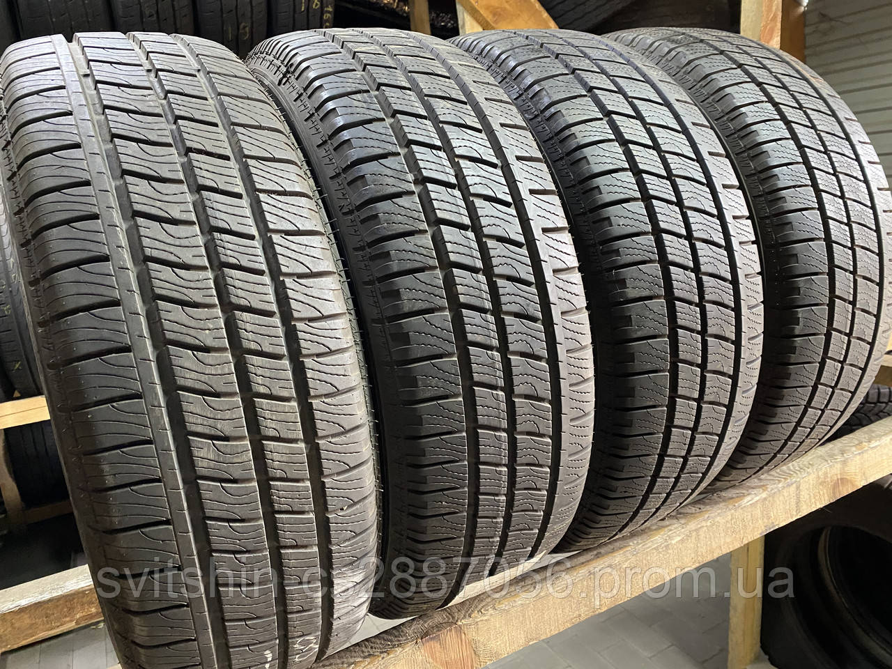 Шини зима 215/60R17C Goodyear Cargo Vector 7.5-8мм 2018рік