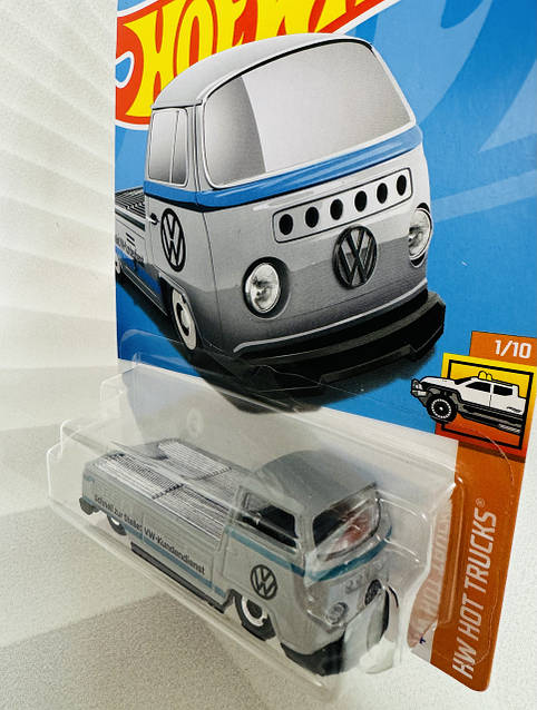 Купить Колекційна машинка Hot Wheels Volkswagen T2 Pickup по самой