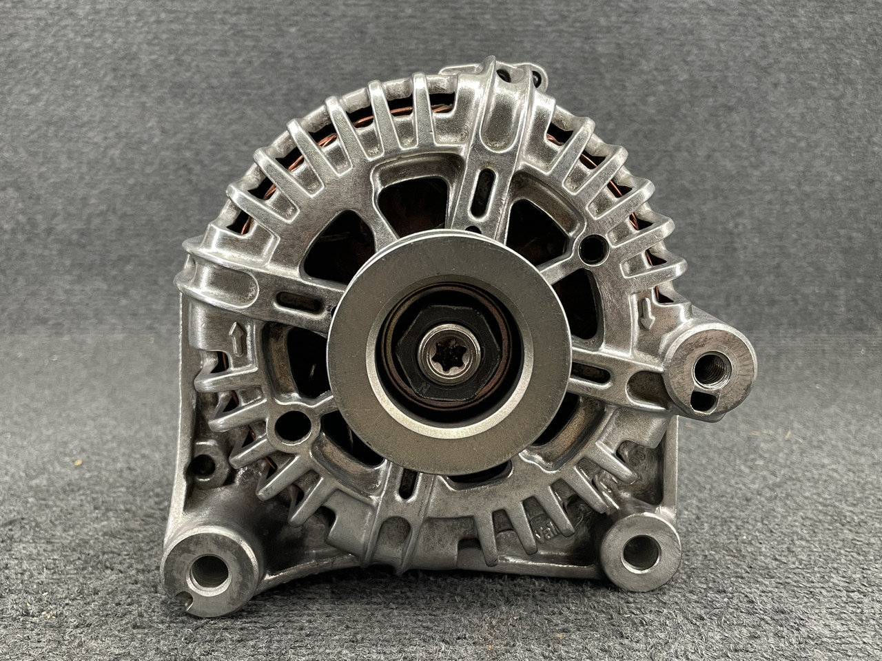 Генератор Mini Cooper (F55 F56 R56 -) 1.6 2.0 D, фото 1