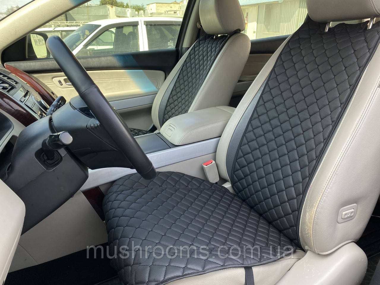 Накидки на сидіння для автомобіля Volkswagen VW з Екошкіри Повний комплект Чорні Чохли на сидіння Преміум