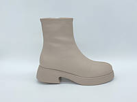 Зимові черевики на товстій підошві Erisses. Маленькі розміри: 33, 34, 35.