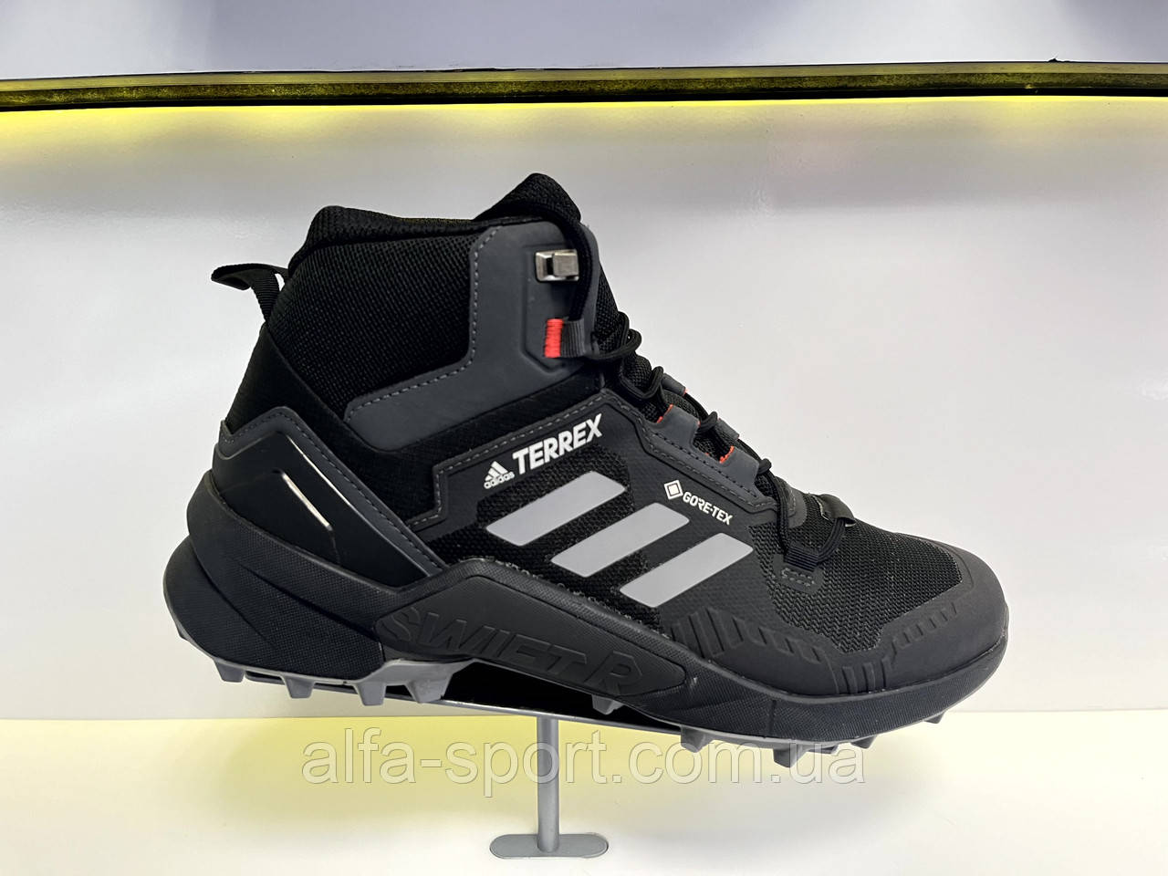 Ботинки Adidas Terrex Swift R3 Mid GTX (FW2762), фото 1