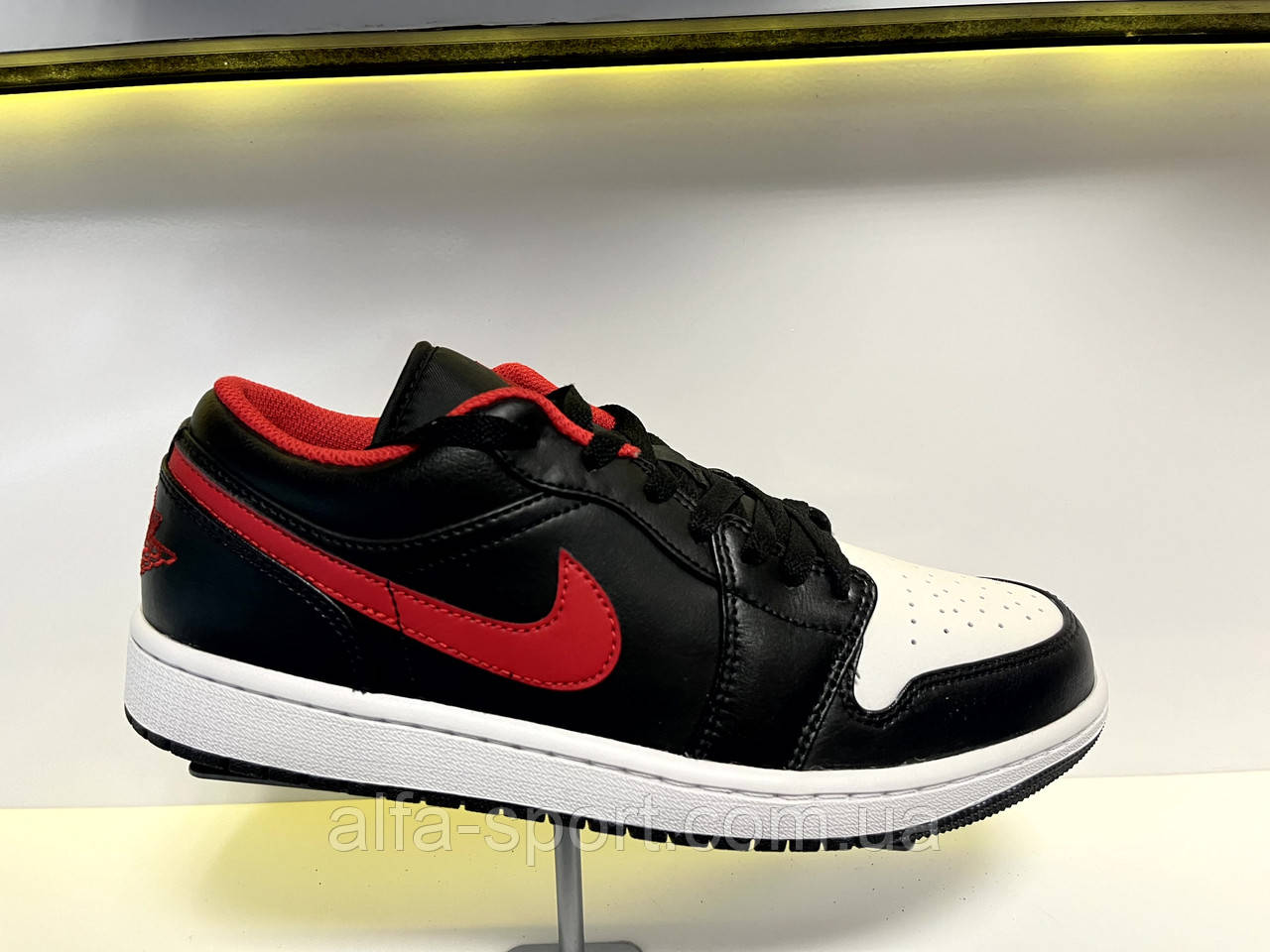 Кросівки Air Jordan 1 Low (553558-063)