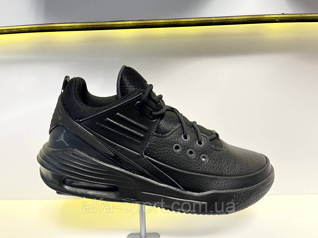 Кросівки Jordan Max Aura 5 (DZ4353-001)