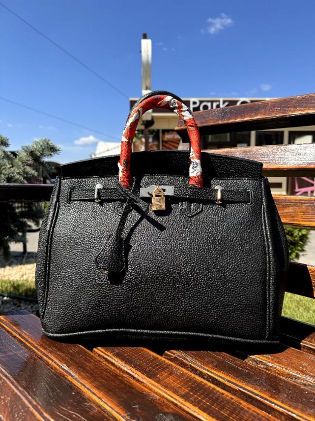 Жіноча сумка Hermes із замком 30*27 см, чорна 931244