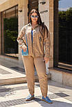 Кавовий жіночий костюм із джинс-котону батал: куртка на ґудзиках і штани, фото 4