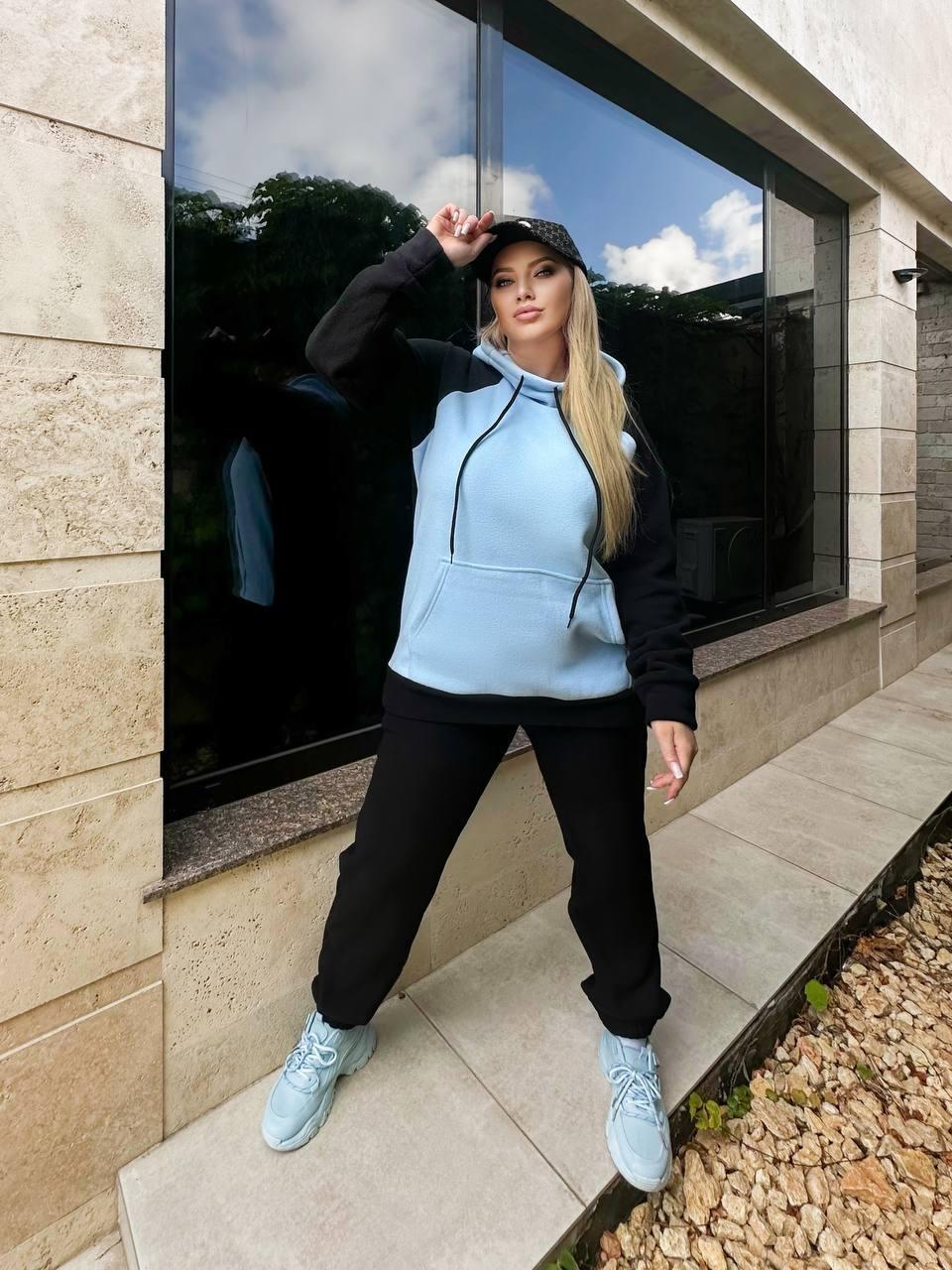 Чорний із блакитним жіночий вільний спортивний костюм із двостороннього флісу батал, фото 1