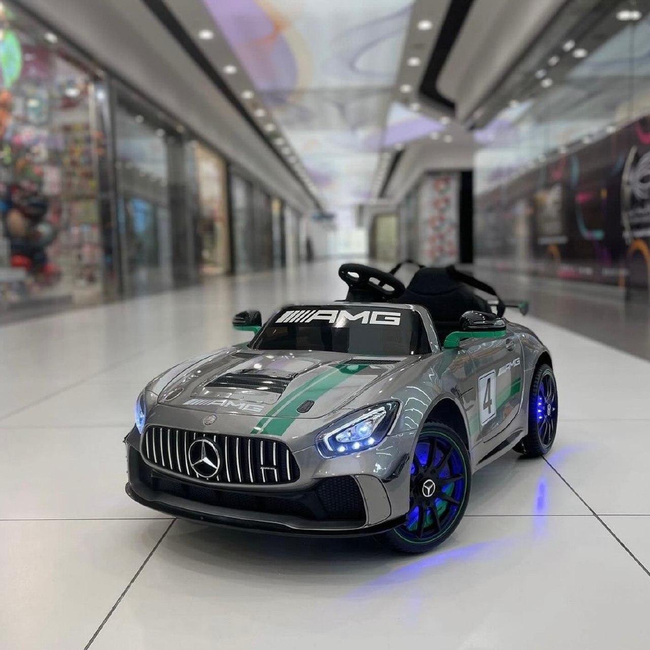 Дитячий електромобіль на акумуляторі Mercedes M 4050 на радіокеруванні для дітей 3-8 років автопофарбування сірий