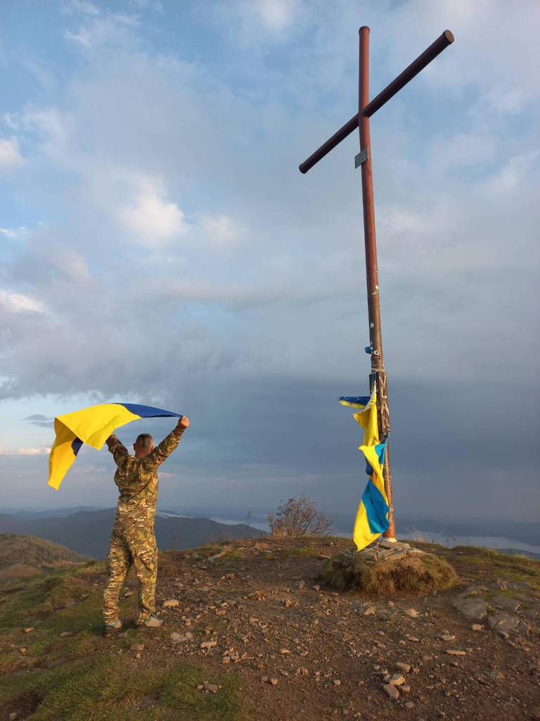 Прапор України 90*140см з габардину з кишенею під прапоршток - фото покупців 1