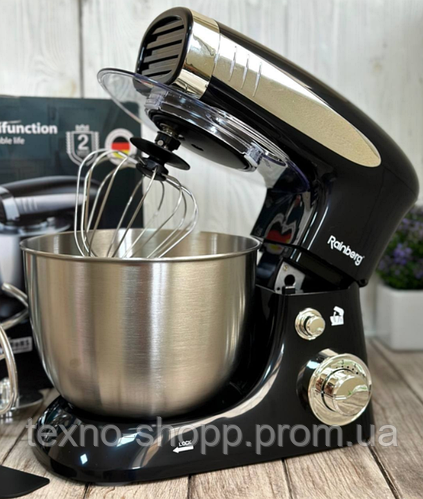 Хороший кухонный комбайн с множеством насадок для сбивания теста и ...