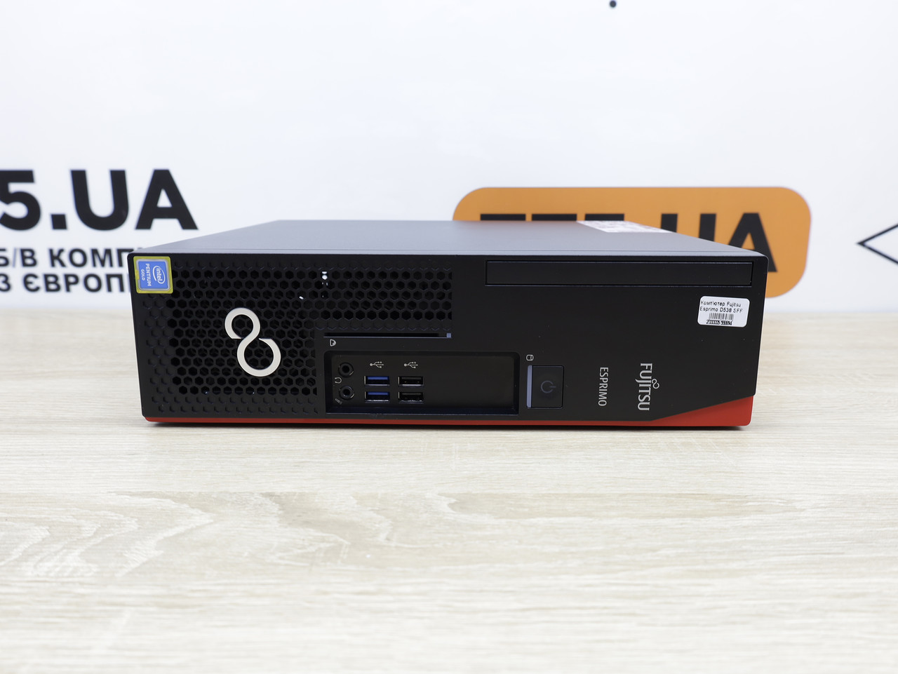 Комп'ютер Fujitsu D538 SFF, Intel Pentium Gold G5600 3.9GHz, DDR4 8ГБ, SSD 120ГБ, Win10
