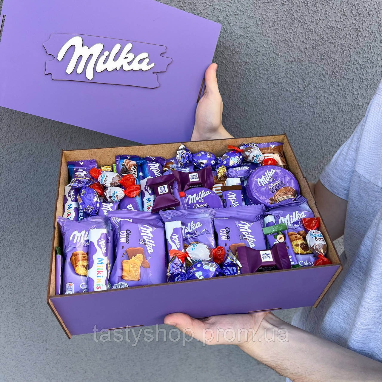 Оригинальный подарок, подарочный набор со сладостями милка, подарочный ...