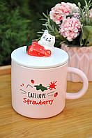 Керамічна чашка "Котик з полуничкою", 300 мл