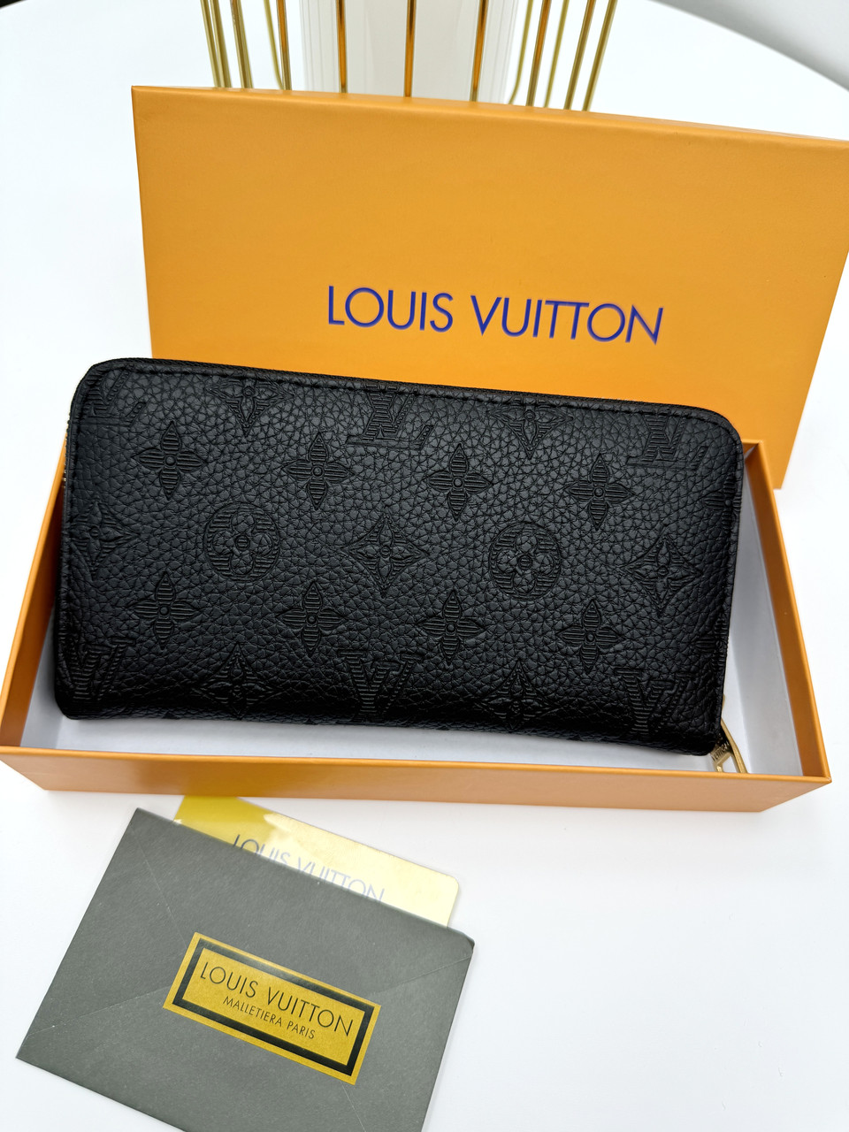 Чоловічий гаманець Louis Vuitton чорний стьобаний Луї Вітон гаманець унісекс, фото 1