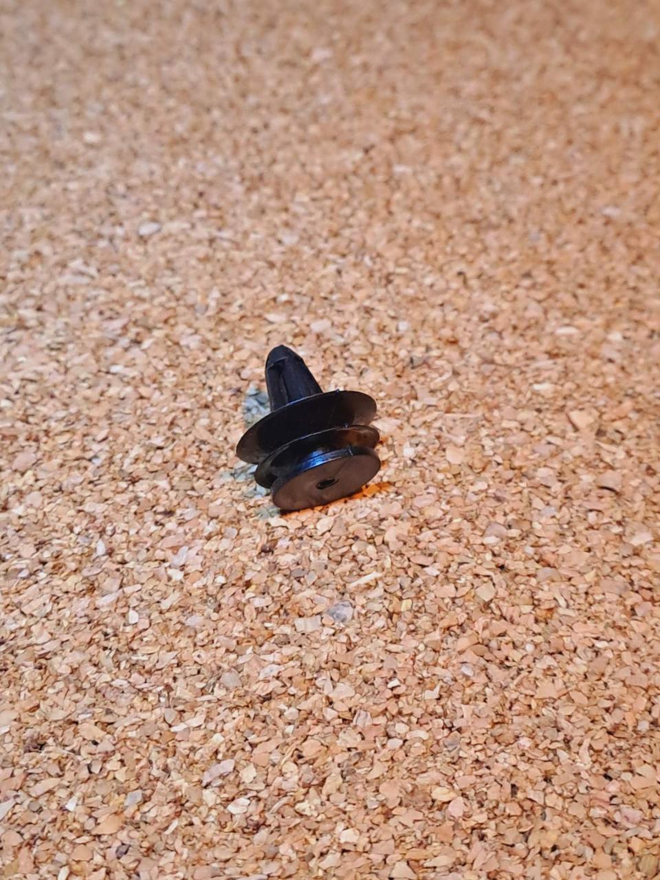 Кліпса\фіксатор карти дверей Chery Amulet/Чері Амулет/Чері Амулет, фото 1