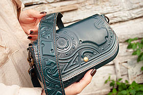 Авторська сумка із італійської преміальної шкіри. Маленька шкіряна сумка на плече темно-зелена Плин Часу