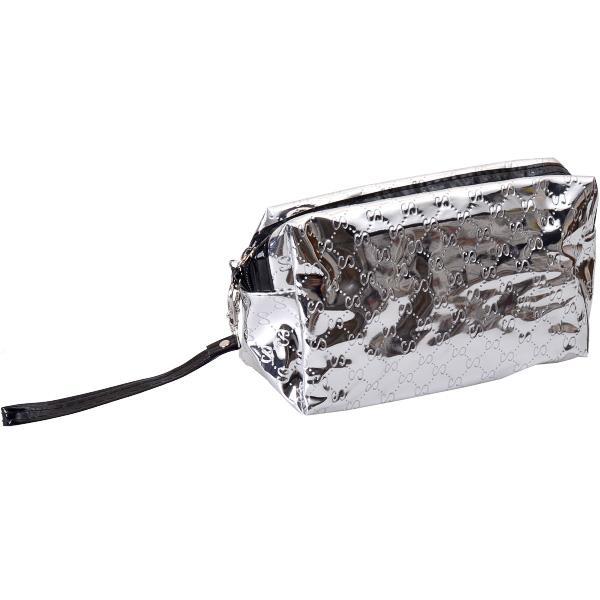 Косметичка жіноча лакована сумочка для косметики на змійці одне відділення 19*10*7см Срібляста