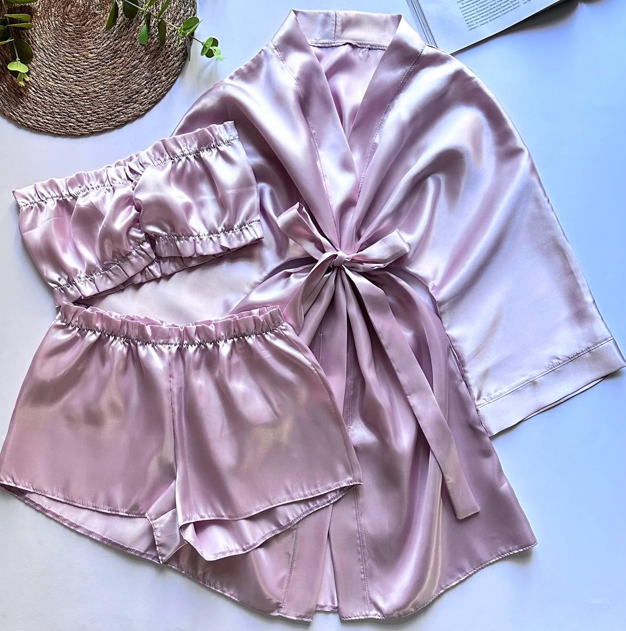 Атласний халат + піжама — набір одягу для дому. 44-46