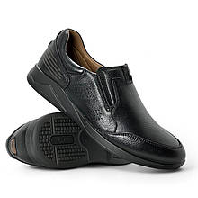 Туфлі, мокасини