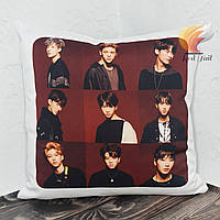 Подушка с рисунком "Stray Kids"