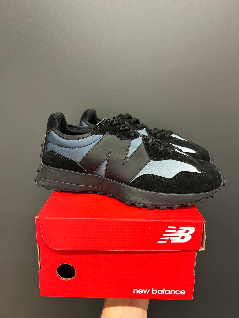 Чоловічі кросівки New Balance 327 Black Grey Взуття Нью Беланс 327 чорні з сірим замша текстиль демісезон