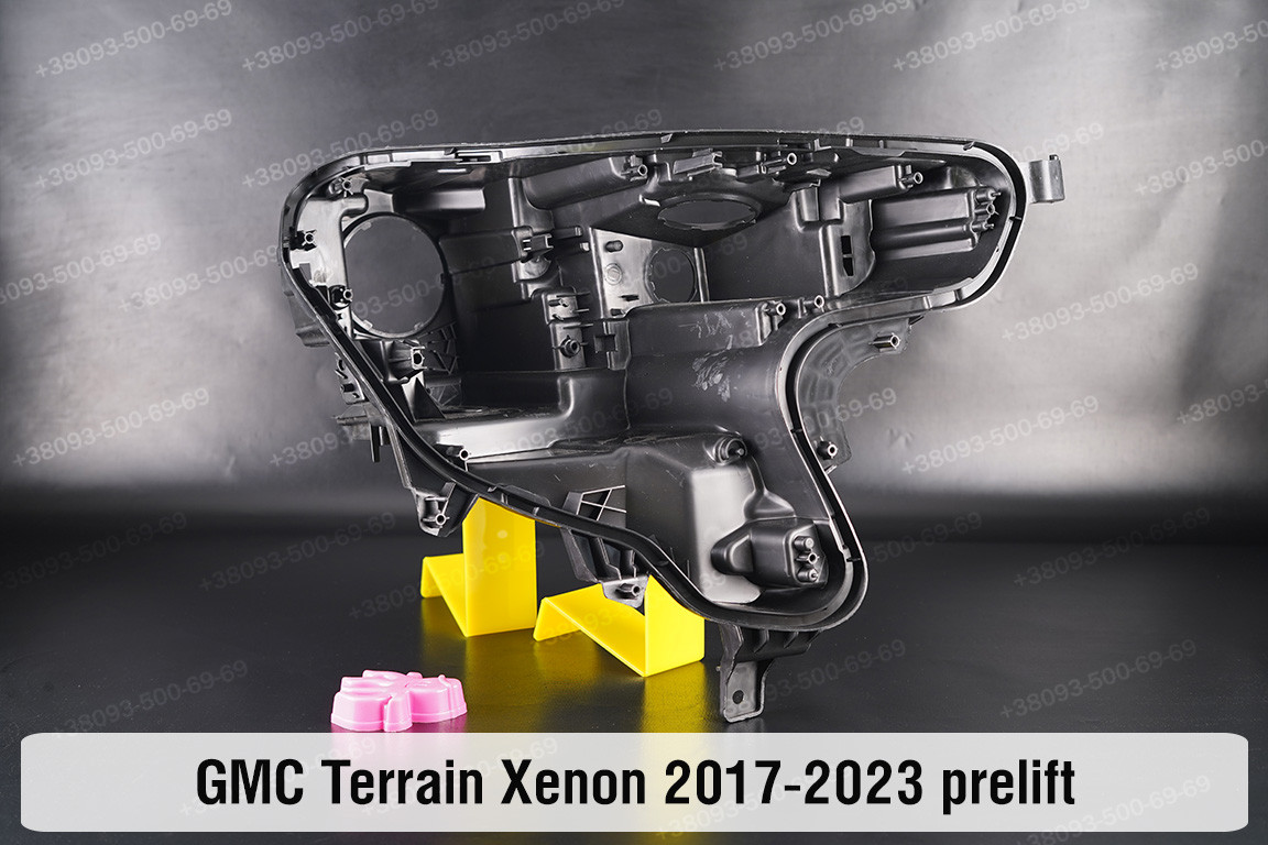 Корпус фари GMC Terrain Xenon (2017-2023) дорест правий