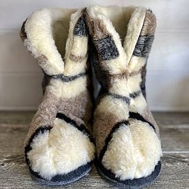 Теплі домашні чуні-тапки з натуральної овчини та войлочною підошвою (36-45 розмір)