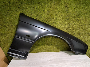 Крило переднє праве BMW 5 E34 1988-1995 Переднє крило праве БМВ 5 Е34 PBM10004BR