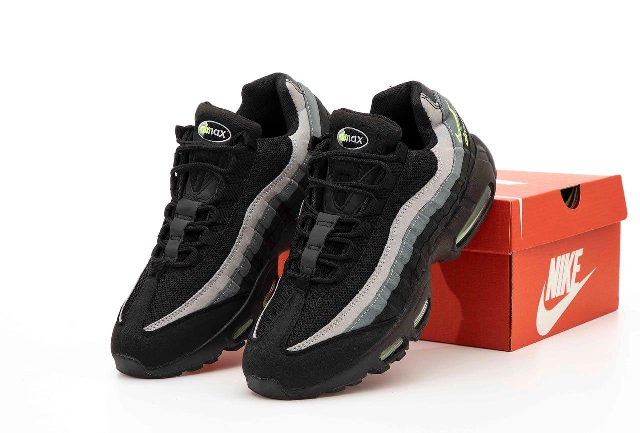 Чоловічі кросівки Nike Air Max 95 Black Grey Чорні Взуття Найк Аір Макс 95 повсякденні текстиль демисезон