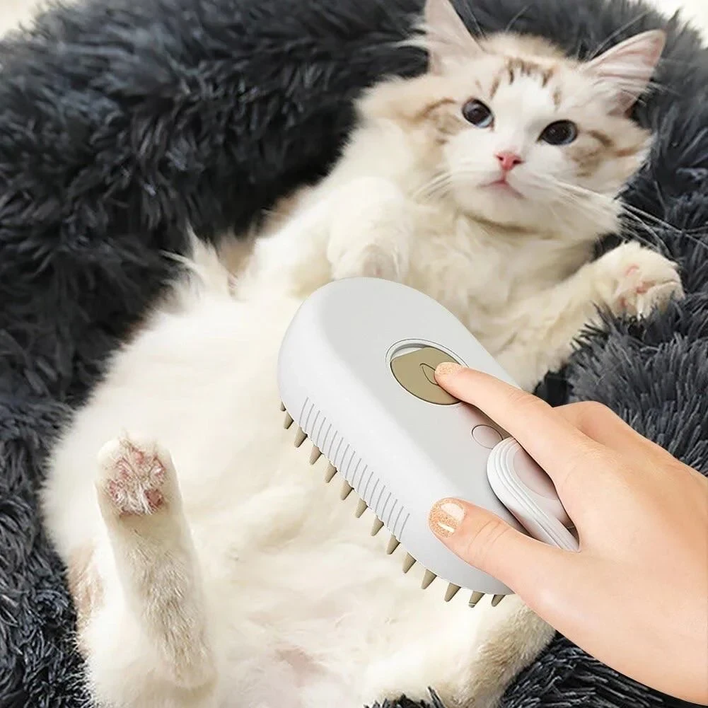 Щетка-массажер-спрей паровая Pet Spray Massage Brush 3в1 для вычесывания собак и кошек Белый