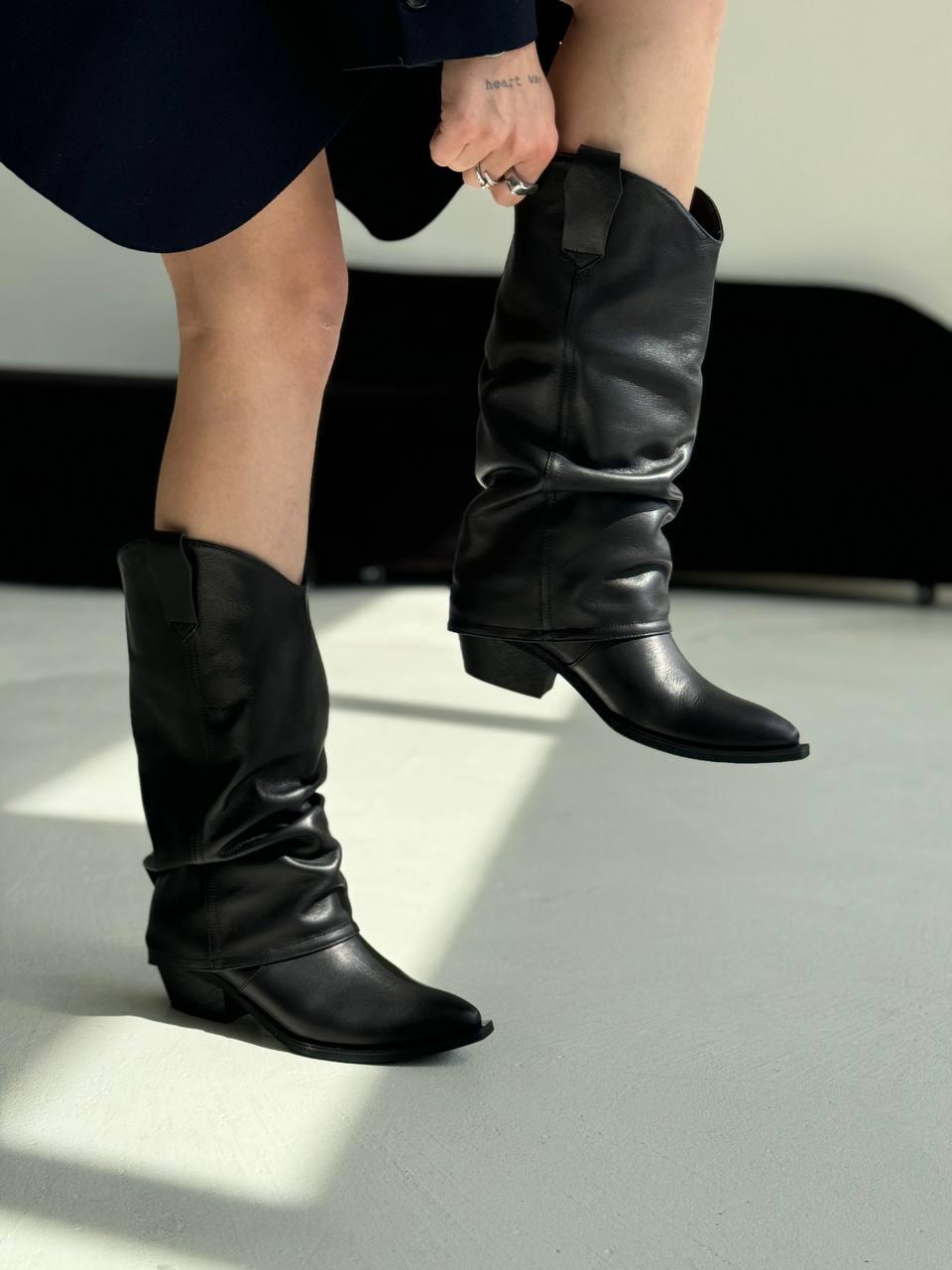 Жіночі чоботи козаки чорні шкіряні на підборах 5 см, фото 1