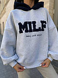 Сіре тепле жіноче худі з нашивкою MILF, фото 3