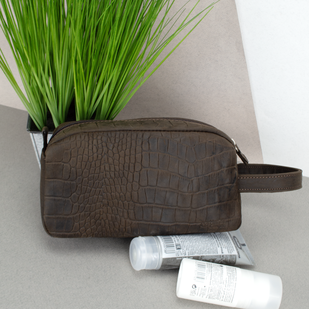 Косметичка чоловіча шкіряна HandyCover HC0029 коричнева з ручкою