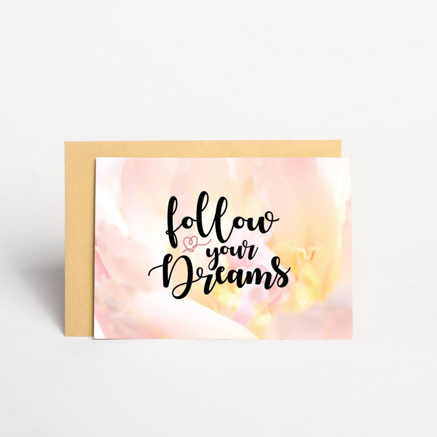 Листівка "Follow your dreams", англійська