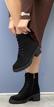 Черевики жіночі демісезонні 8 пар у ящику чорного кольору 36-41