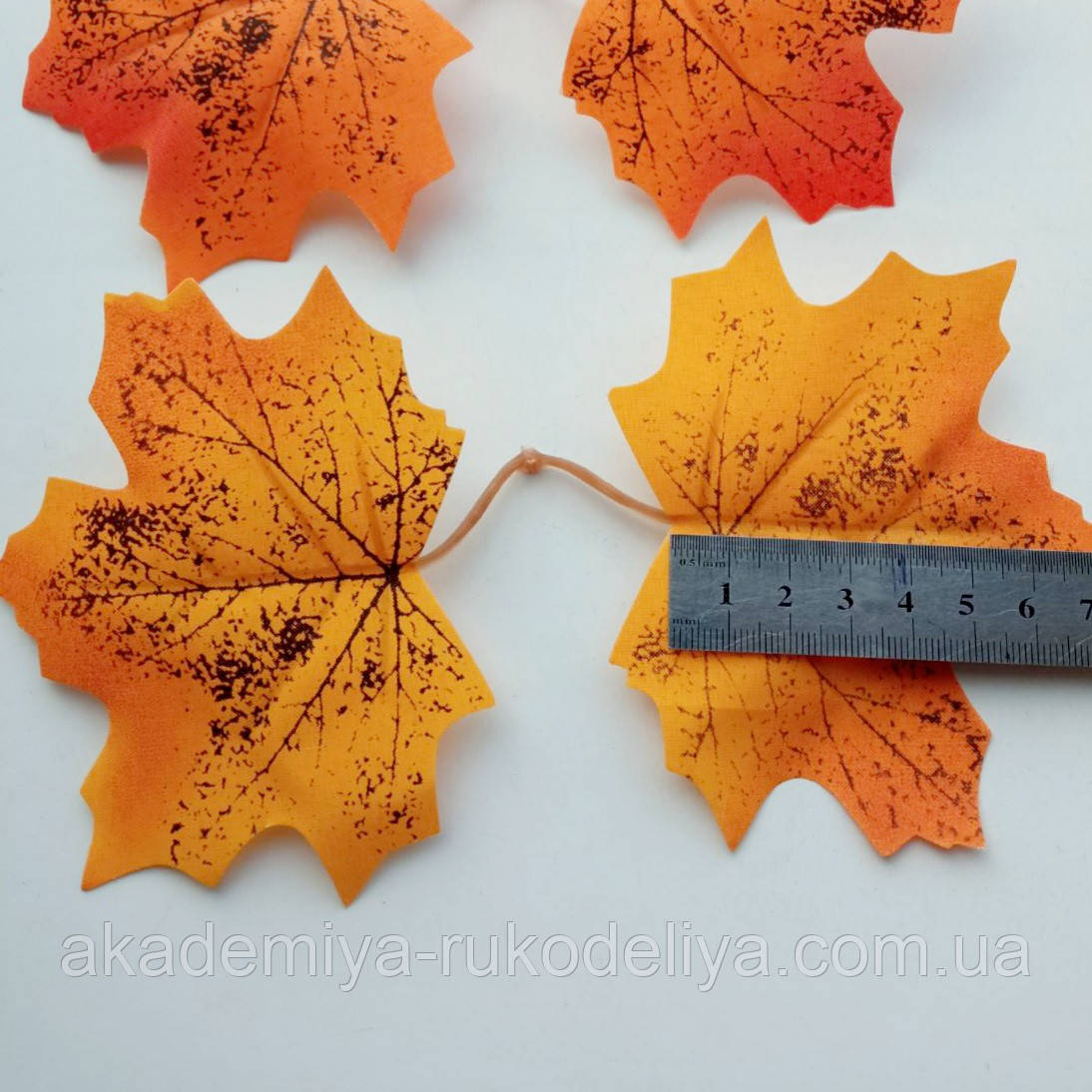 Лист клена осінній подвійний тканина. 9 на 10 см. Жовтий. 10 шт., фото 1