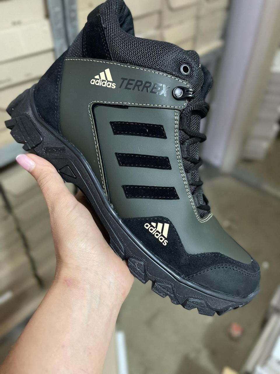 Зимові шкіряні кросівки Adidas на хутрі,  Чоловічі теплі високі кросівки хакі *ТР-1 олива*, фото 1