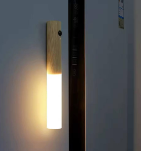 Світильник-нічник настінний з датчиком руху на акумуляторі Induction lamp "W-52" , світле дерево, фото 3