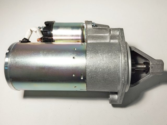 Стартер ГАЗ 3102, 31029 1,7кВт (дв. ЗМЗ-405,406,409) редукторний, E&E