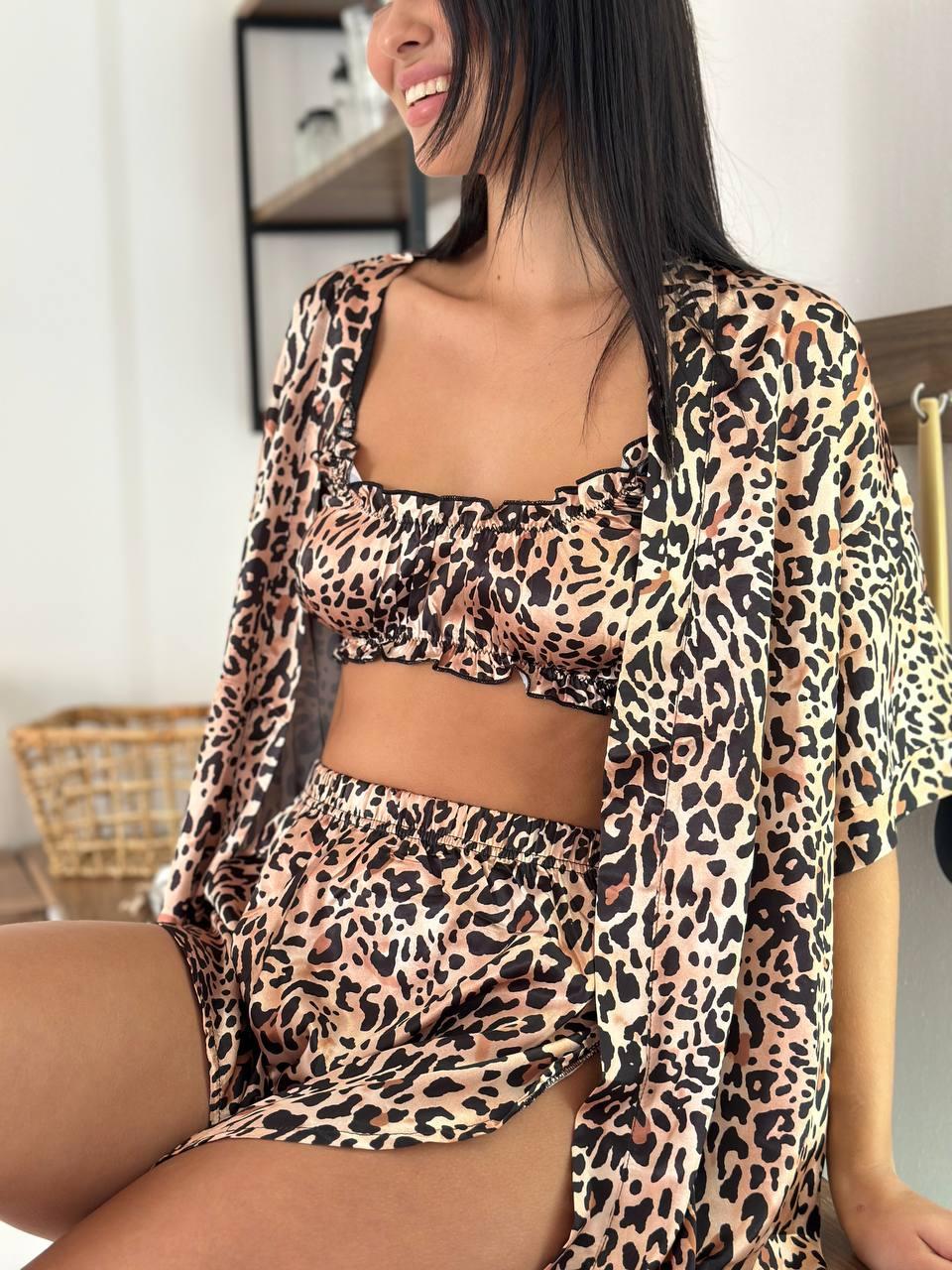 Леопардова піжама. Домашній комплект трійка. Легкий одяг для дому., фото 1