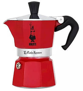 Гейзерна кавоварка Bialetti Moka Express 130 мл. 3 чашки Червона