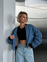 Джинсовий жіночий бомбер утеплений на блискавці Gvk2695, фото 4